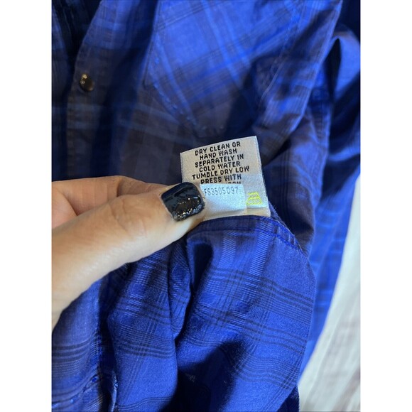 Bugatchi Dress Shirt Large Blue Plaid Paisley Contrast Flip Cuff Shape Fit - Picture 11 of 13